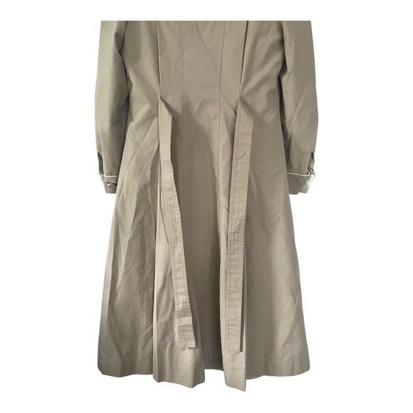 Windsor Bay Vintage 1980’s belted tan rain coat with zip out lining - Picture 11 of 16